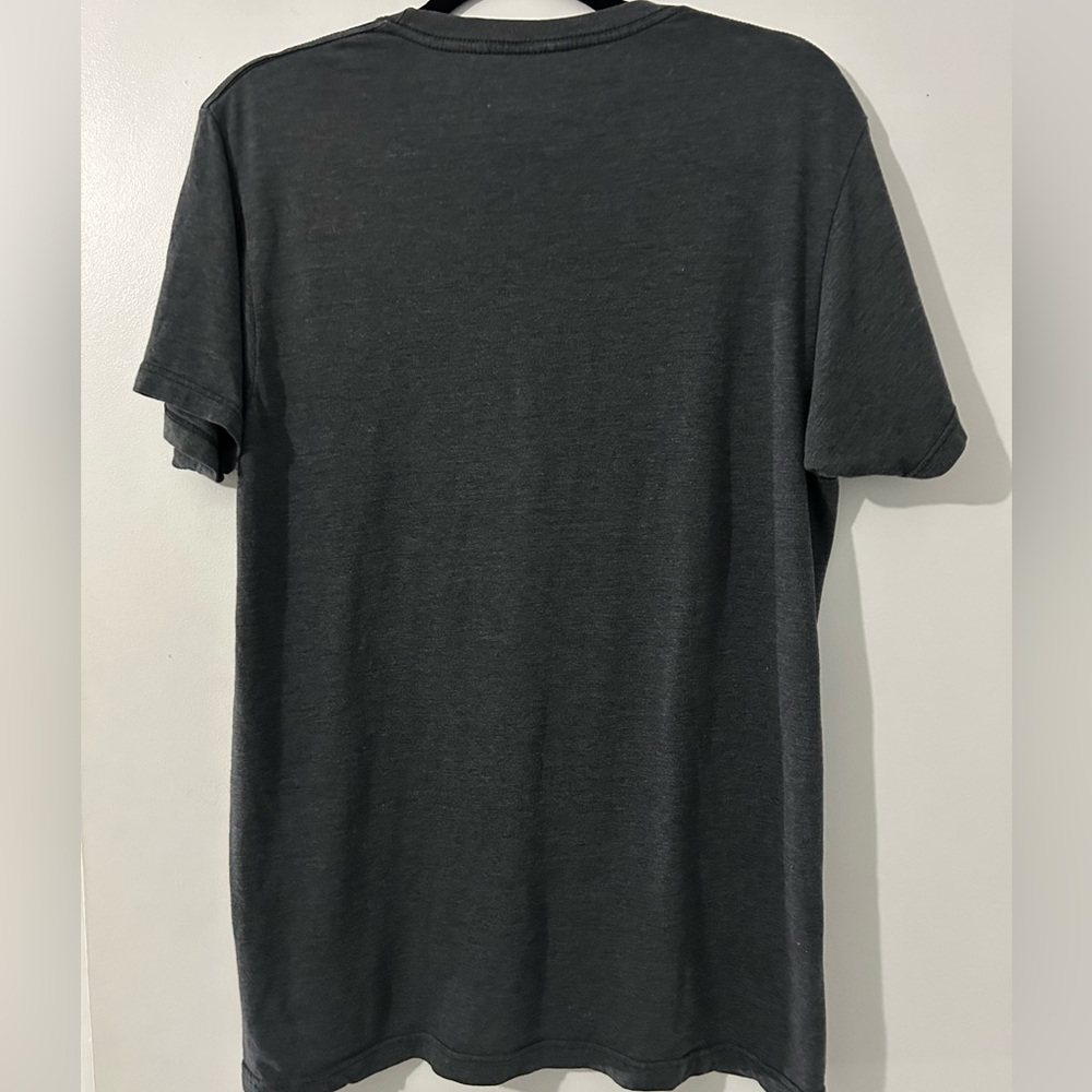 Men’s Marvel Graphic Tee, Size Medium - Picture 2 of 4